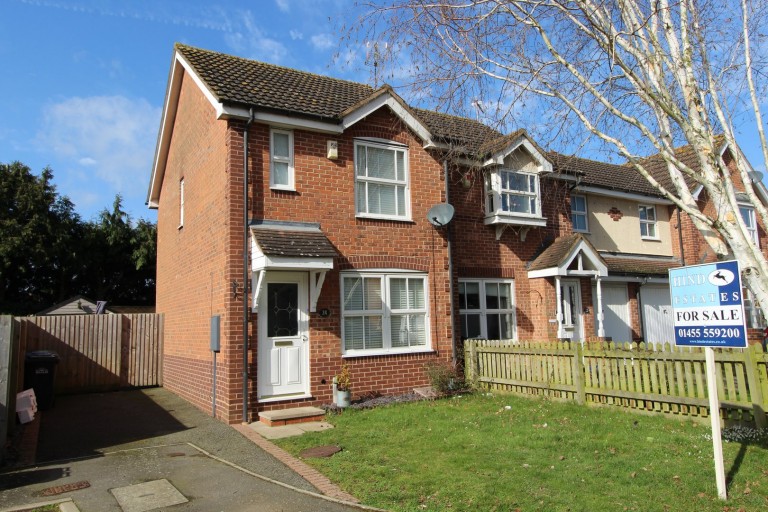 Robinia Close, Lutterworth